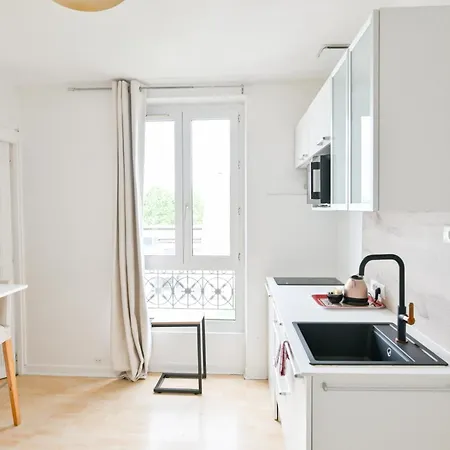 Cosy And Quiet Paris Le Pre-Saint-Gervais